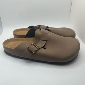 CUSHIONAIRE Women's Cork Footbed Clog with Genuine Leather Upper 11 BROWN NEW